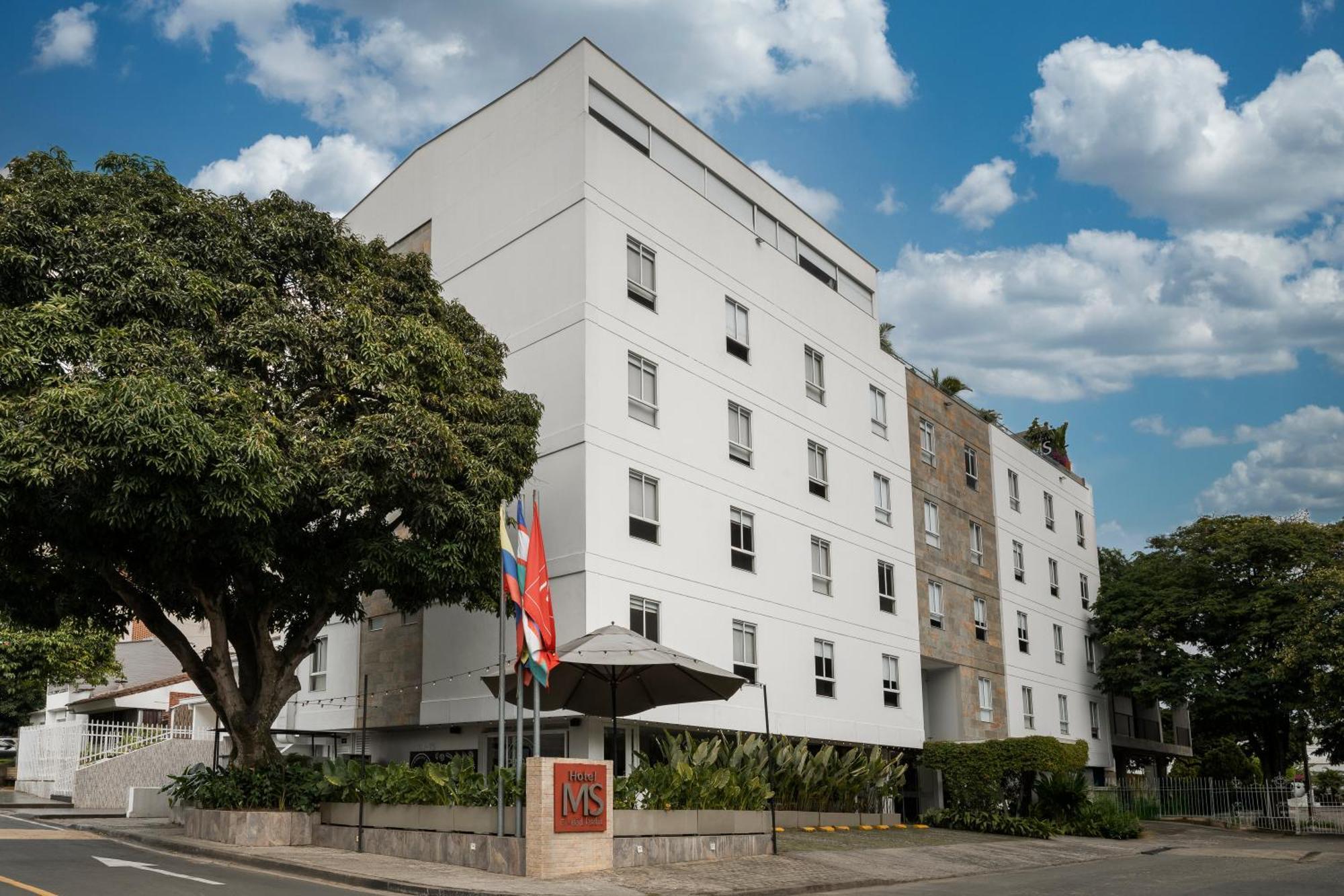 Hotel Ms Ciudad Jardin Cali Bagian luar foto