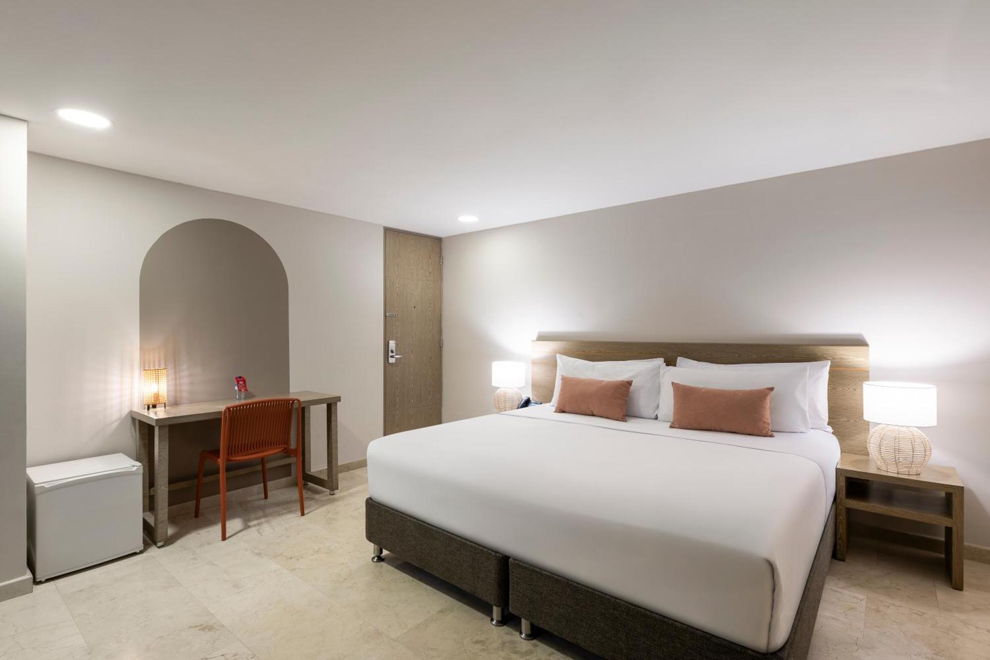 Hotel Ms Ciudad Jardin Cali Bagian luar foto