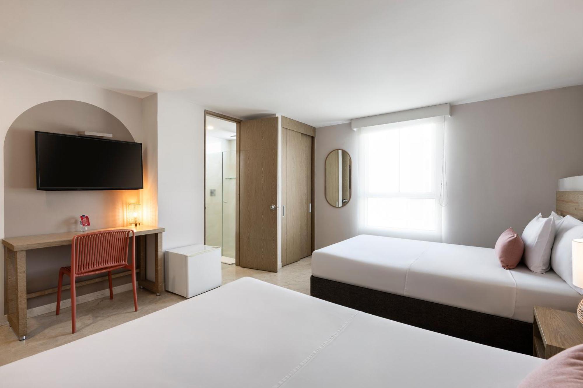 Hotel Ms Ciudad Jardin Cali Bagian luar foto
